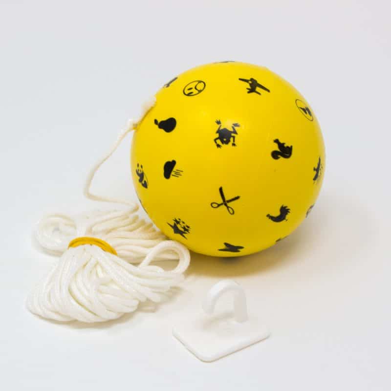 Marsden Ball, gul med figurer